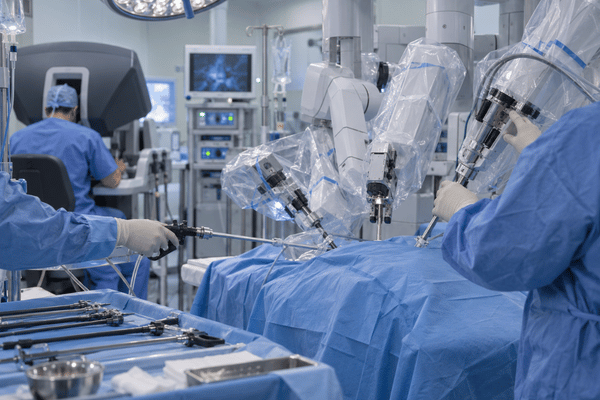 Cirurgia Laparoscópica e Robótica