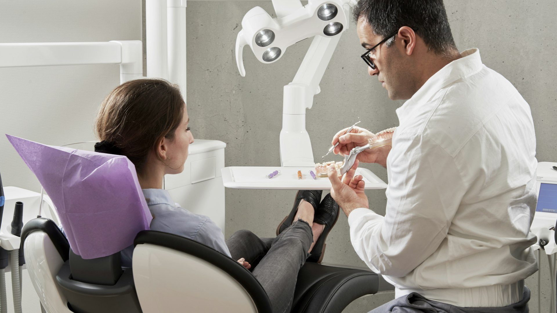 Implante Dentário: 15 Perguntas que Todo Paciente Quer Saber