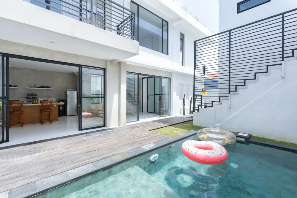 5 motivos para investir em móveis planejados para a casa na praia