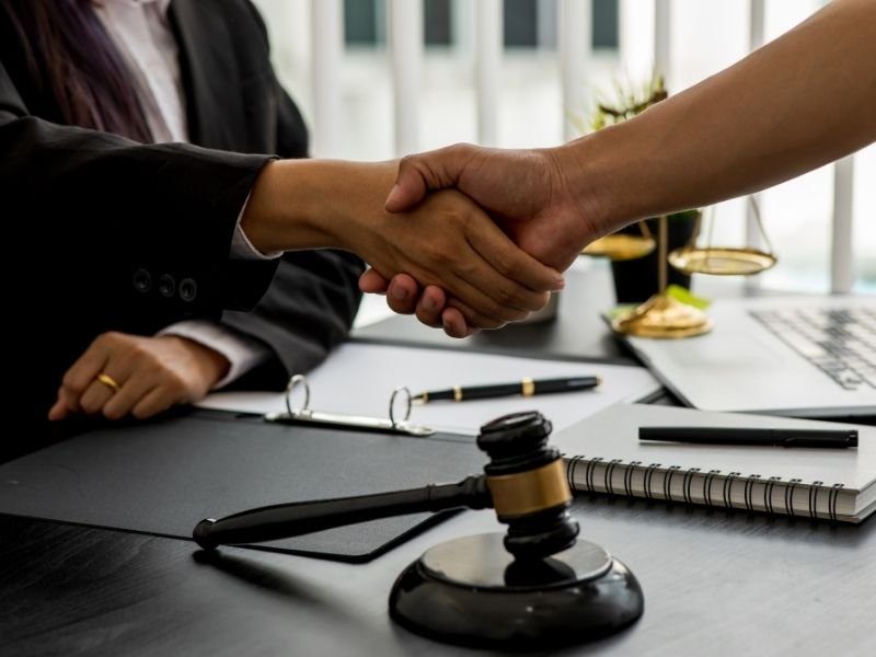 Advogado Crime Contra A Fe Publica