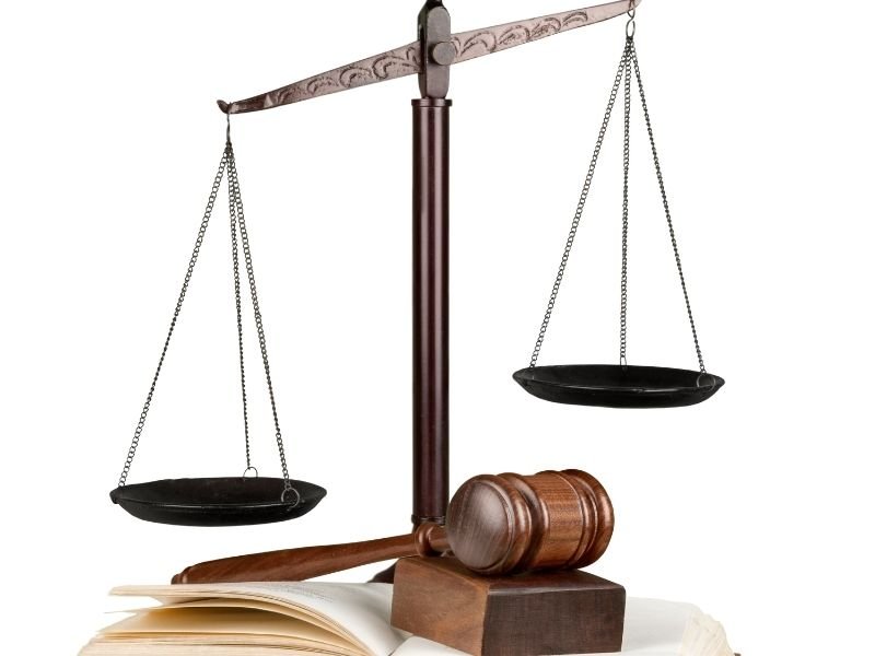 Advogado Crimes Praticados Contra A Administração Pública