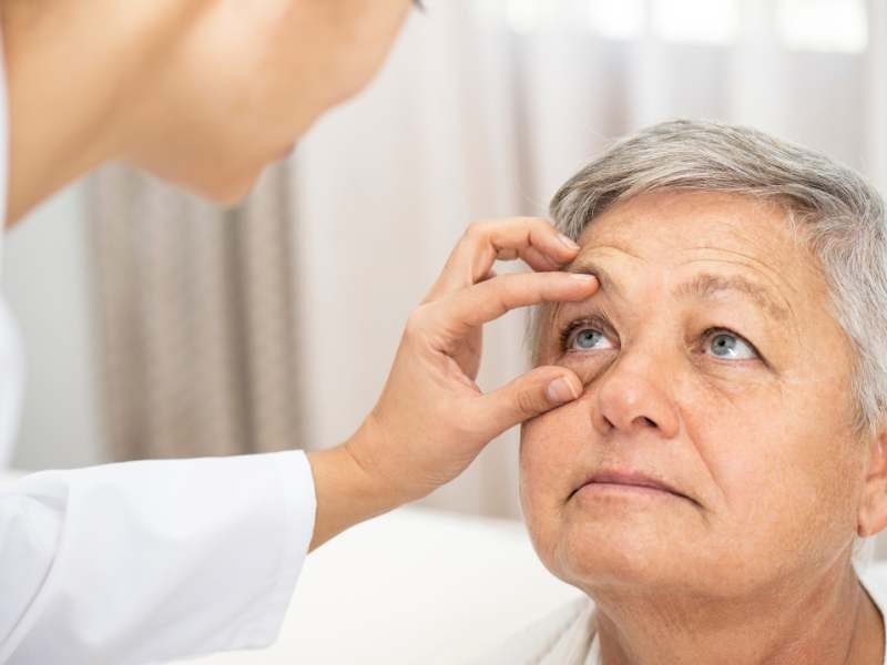Tratamento para Herpes Ocular