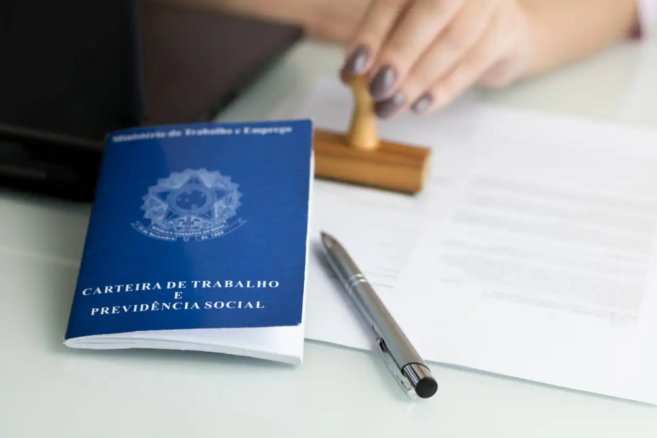 Gestante pode voltar a trabalhar, saiba como