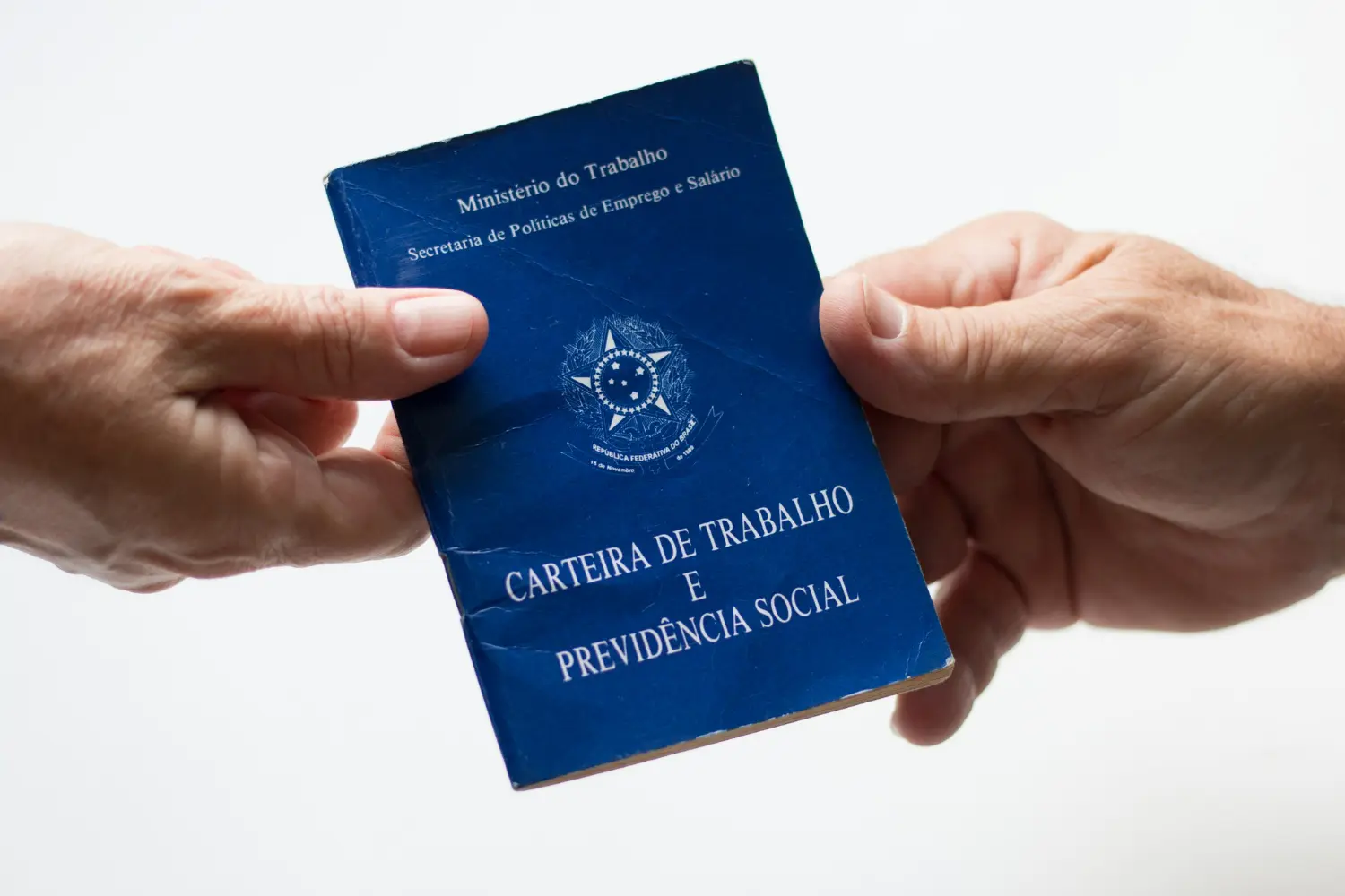 Tenho direito ao seguro-desemprego?